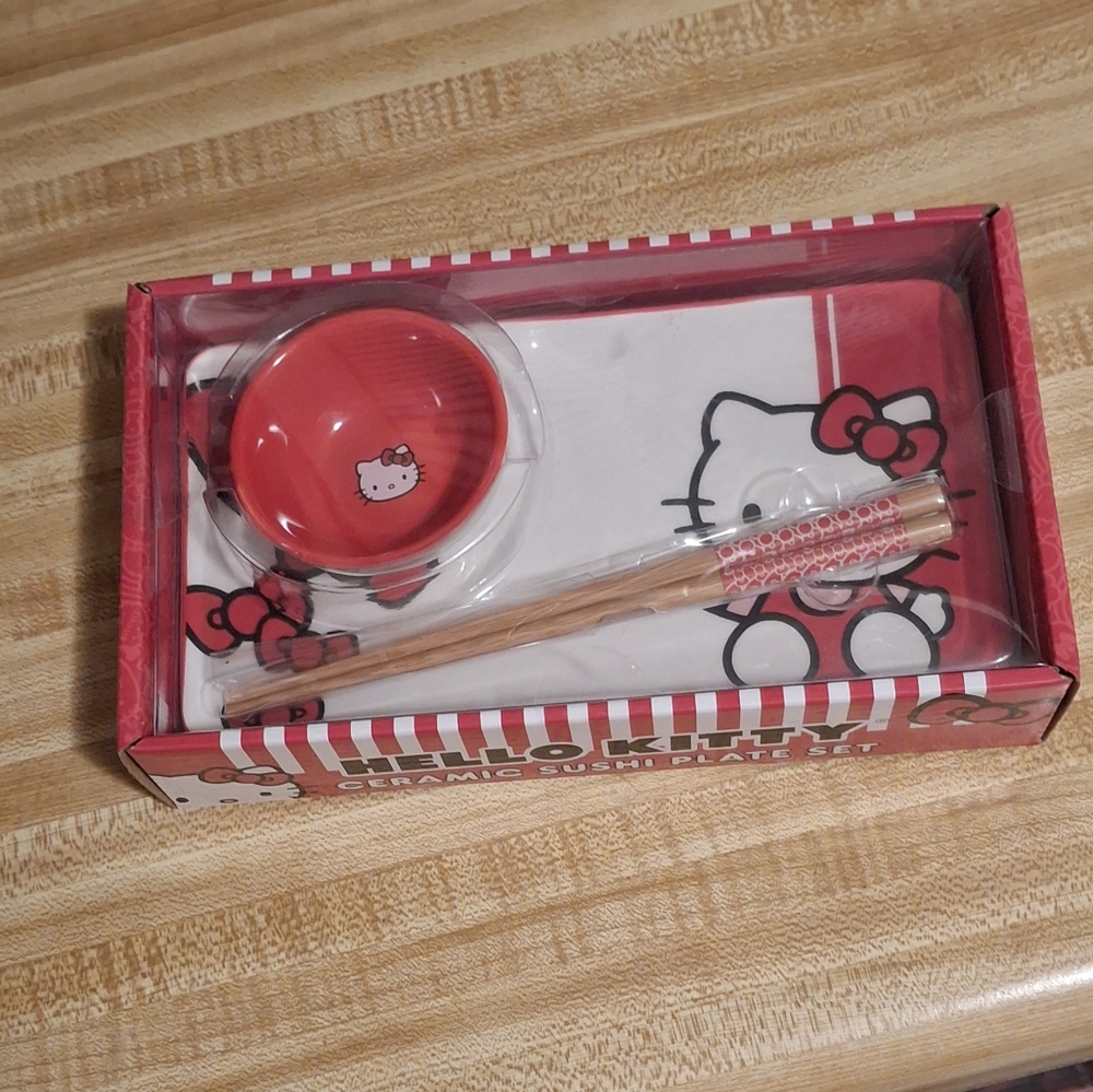Hello Kitty Ceramic Sushi set